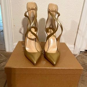 Christian Louboutin Gold Toerless Muse Leather T-Strap 100 mm Pumps Size 40